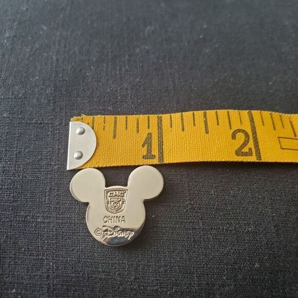 Lot of 10 Disney Mickey Mouse Medallions - Picture 2 of 3